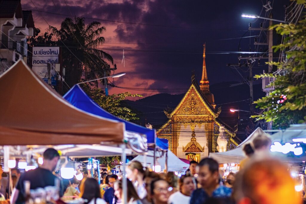 Chiang-Mai-Walking-Street-1