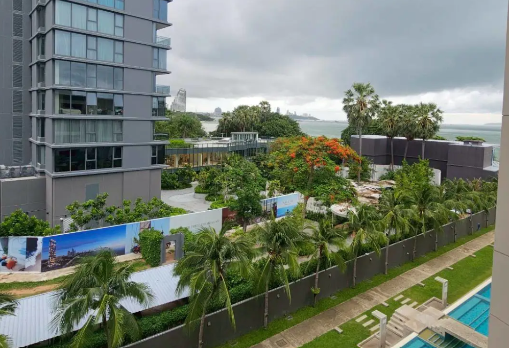 Ananya Wongamat condo for sale 