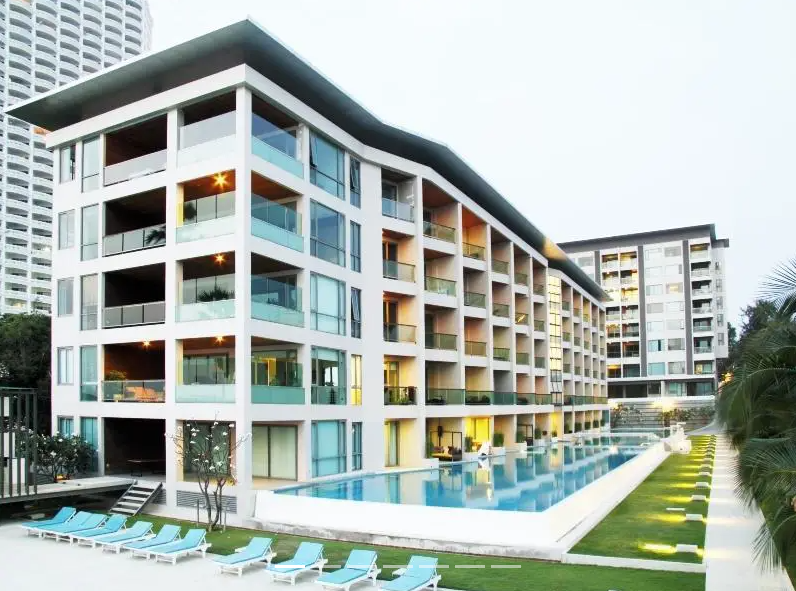 Ananya Beachfront Condo Jomtien